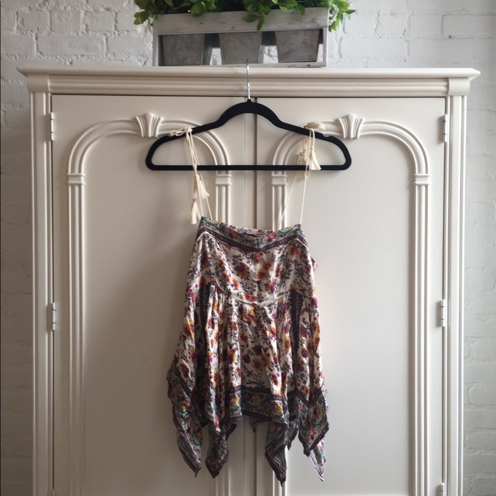 American Eagle Cream Floral Top